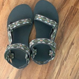 Tevas (never worn)